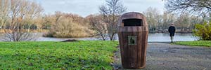 Was macht den Sherwood™ Abfallbehälter ideal für Parks und öffentliche Umgebungen?